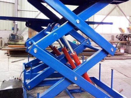 升(sheng)降旋轉(zhuan)舞台