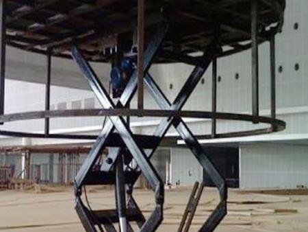 電動升(sheng)降舞台(tai)